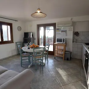 Appartement Casa Nel Vigneto Con Vista Mare, Magomadas